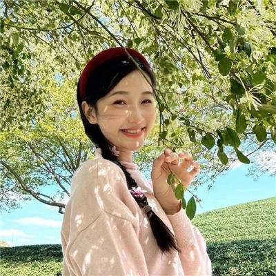 阿黛服装